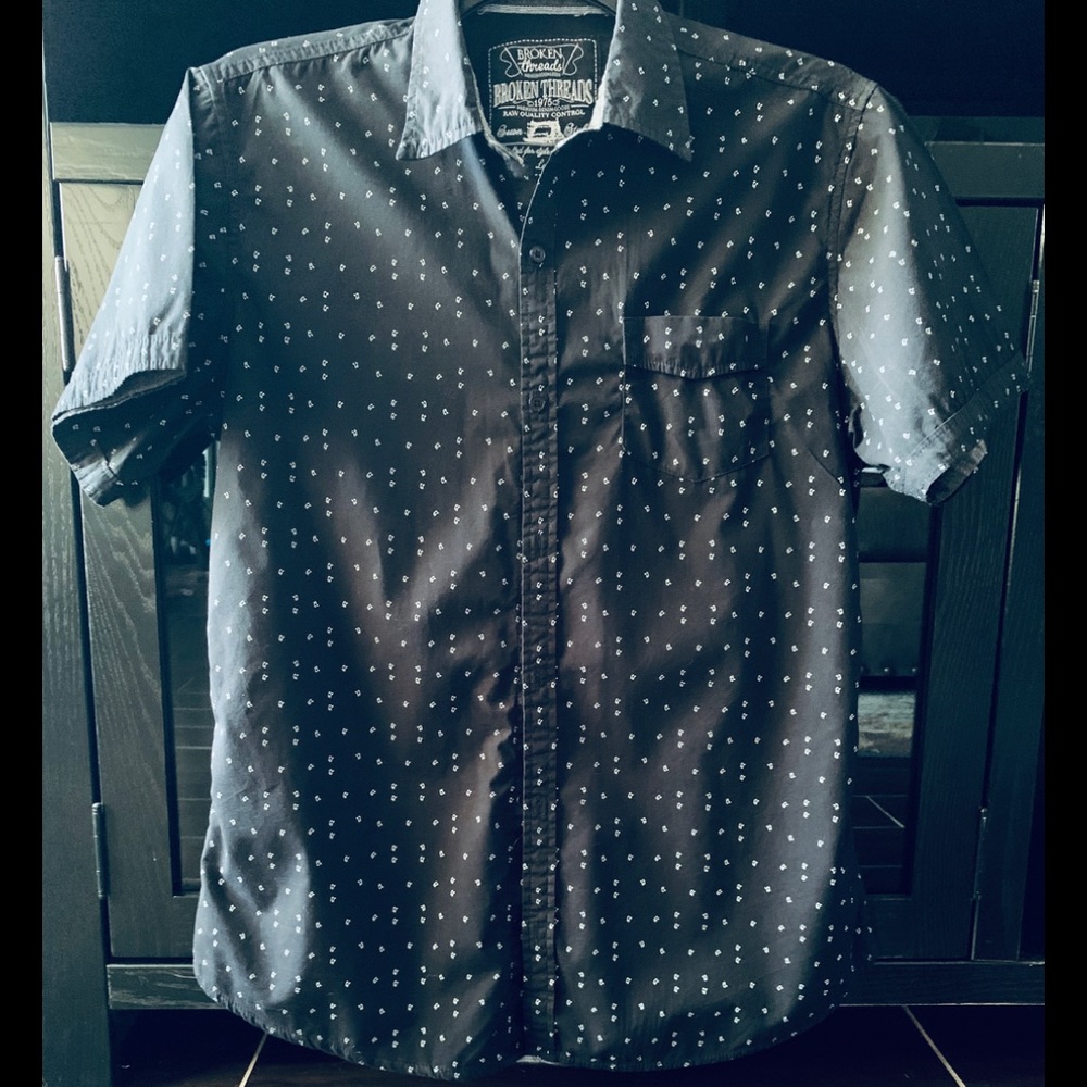 Broken Threads Navy/white button up L